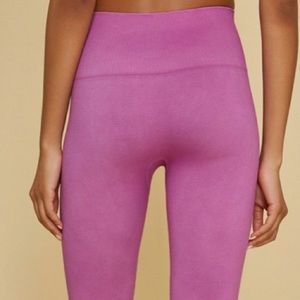 T.La Pants - Bandier TLA by Morgan Stewart Orchid Legging T.La Pants - Bandier TLA by Morgan Stewart Orchid Legging